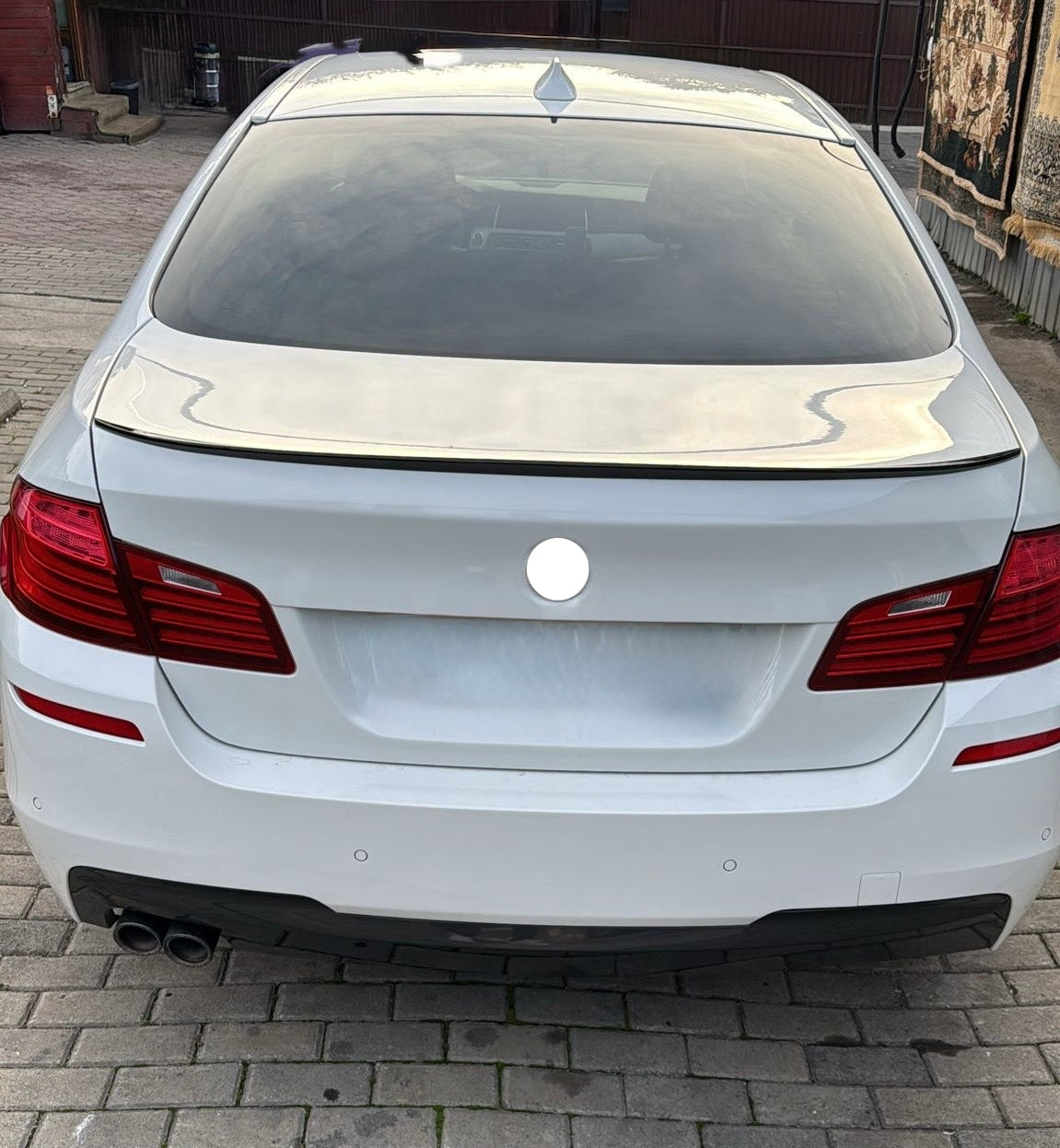 Eleron portbagaj compatibil cu BMW seria 5 F10(2010-2017) M5 Look Design negru lucios