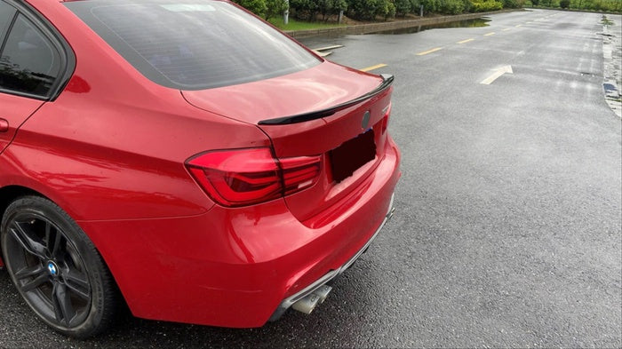 Eleron portbagaj compatibil cu BMW seria 3 F30 sedan(2012-2018) negru lucios