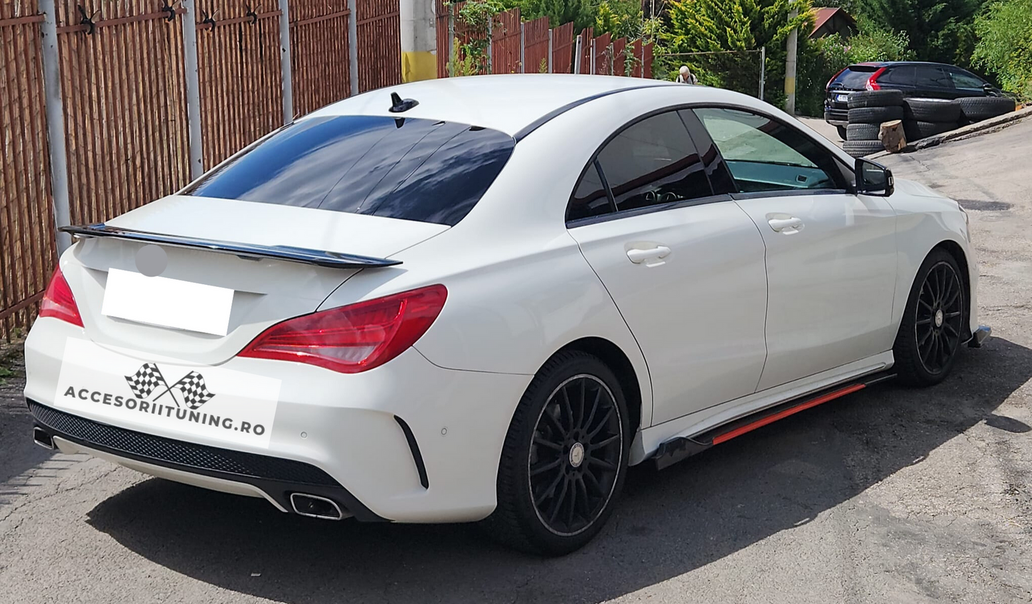 Eleron portabagaj GTS design compatibil cu Mercedes-Benz CLA W117 2013-2018 negru lucios