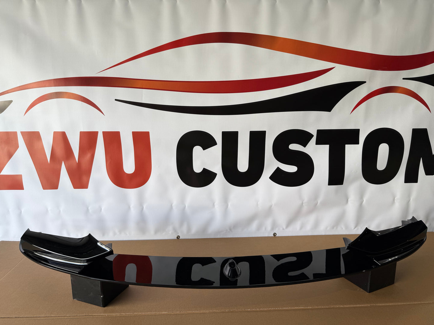 Lip prelungire bara fata M-Tech compatibil cu BMW Seria 5 F10 F11 (2011-2017) Negru Lucios