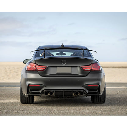 Eleron portbagaj compatibil cu BMW M3/M4 F80/F82 GTS style  negru lucios