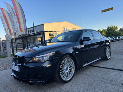 Pachet Lip prelungire bara fata si praguri laterale compatibil cu BMW seria 5 E60(2004-2010) negru lucios