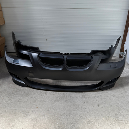 Kit Exterior compatibil cu BMW Seria 5 E60 2007-2010 M-Technik Design cu PDC si Proiectoare ceata