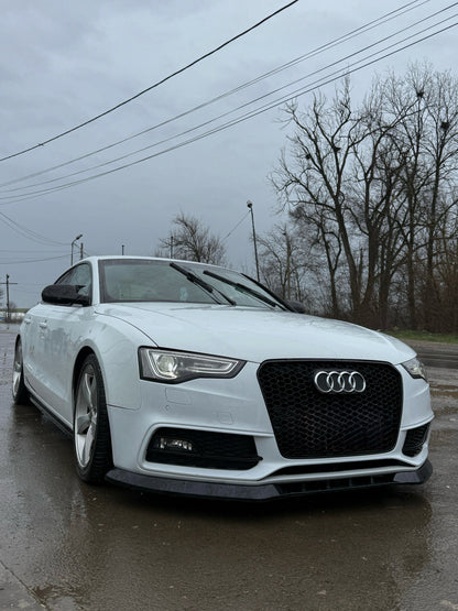 Grila centrala tip RS5 compatibila cu Audi A5 B8 Facelift (2012-2017) negru lucios
