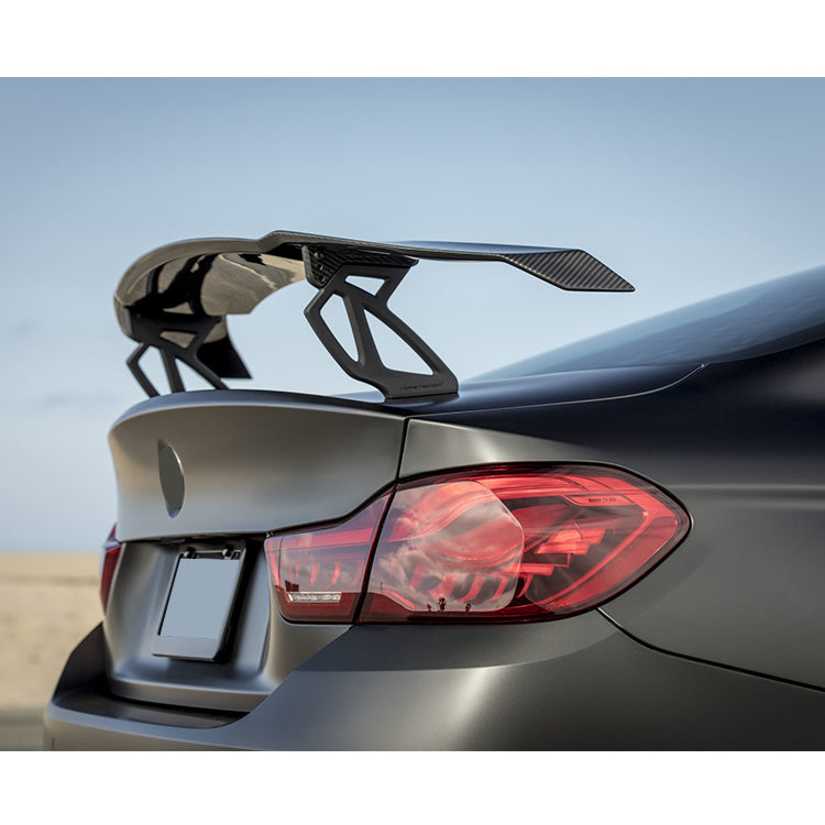 Eleron portbagaj compatibil cu BMW M3/M4 F80/F82 GTS style  negru lucios
