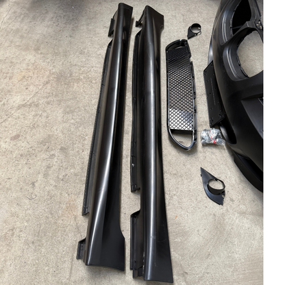 Kit Exterior compatibil cu BMW Seria 5 E60 2007-2010 M-Technik Design cu PDC si Proiectoare ceata