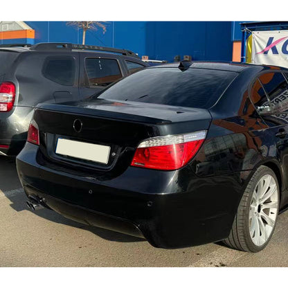 Eleron portbagaj M5 compatibil cu BMW seria 5 E60 sedan(2003-2010) negru lucios