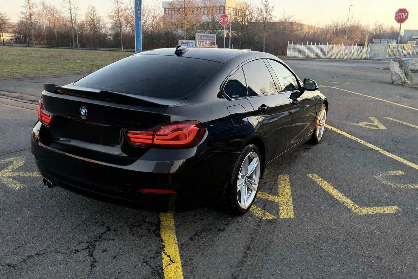 Eleron portbagaj M4 PSM style compatibil cu BMW seria 4 F36 GranCoupe(2014-2020) negru lucios