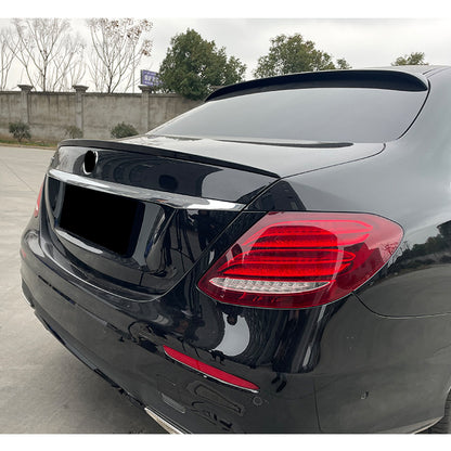 Eleron portbagaj compatibil cu MERCEDES-Benz E-Class W213 (2016-up) negru lucios