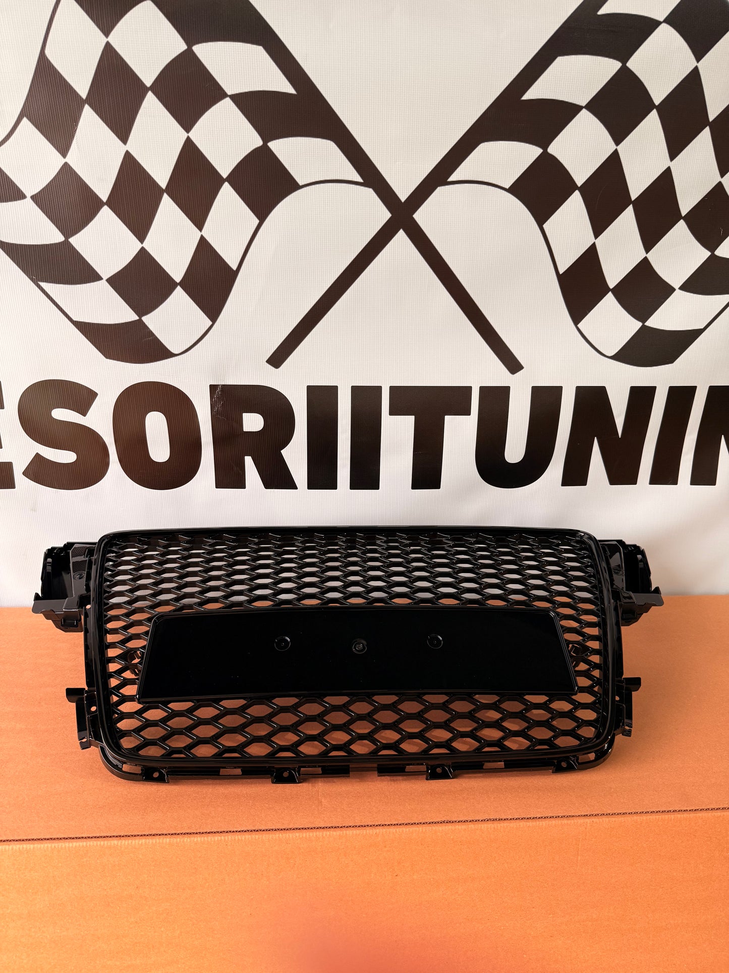 Grila centrala tip RS5 compatibila cu Audi A5 B8 NFL (2007-2011) negru lucios