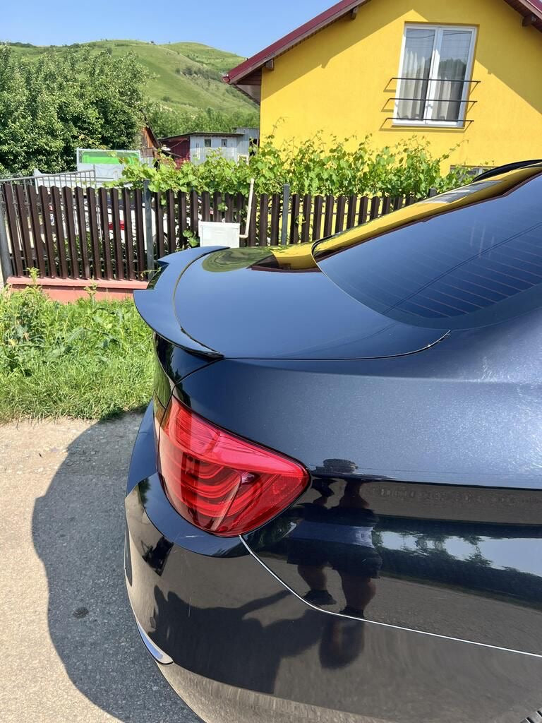 Eleron portbagaj compatibil cu BMW seria 5 F10 sedan(2010-2017) M4 CSL style negru lucios