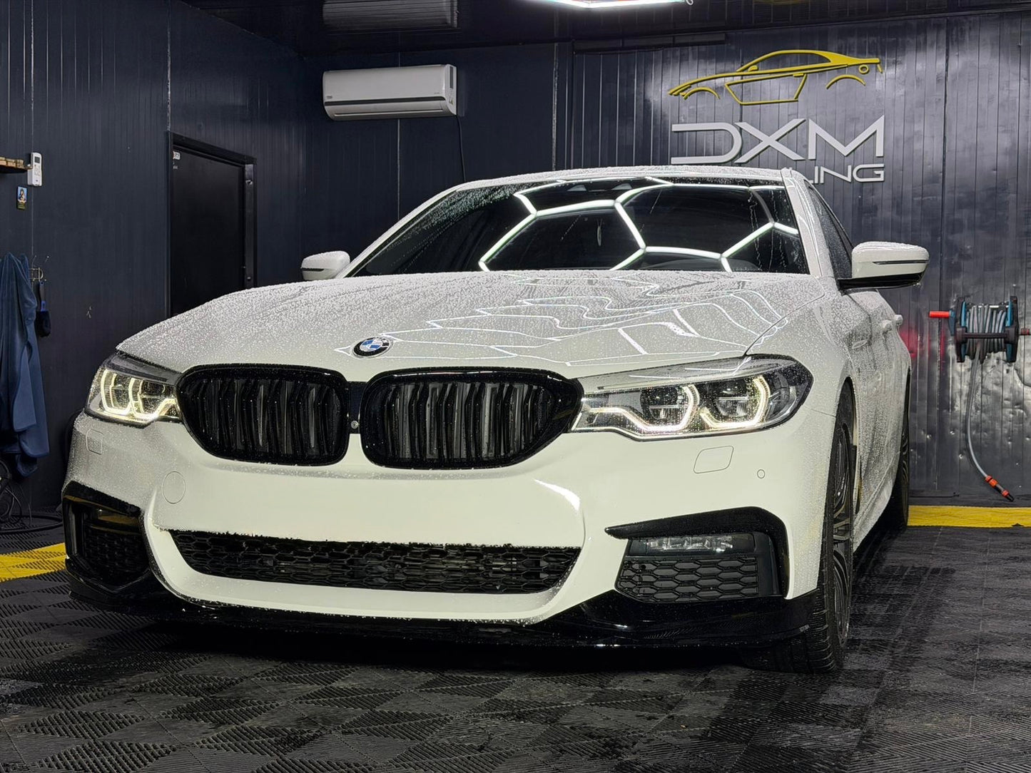 Lip prelungire bara fata compatibil cu BMW Seria 5 G30 G31(2017-2020) M-Performance Look Negru Lucios