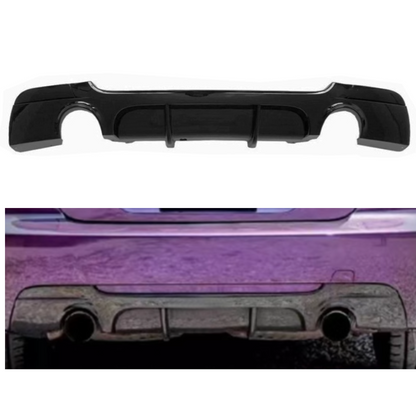 Difuzor bara spate model 335i Performance style compatibil cu BMW seria 3 e90(2005-2012) negru lucios