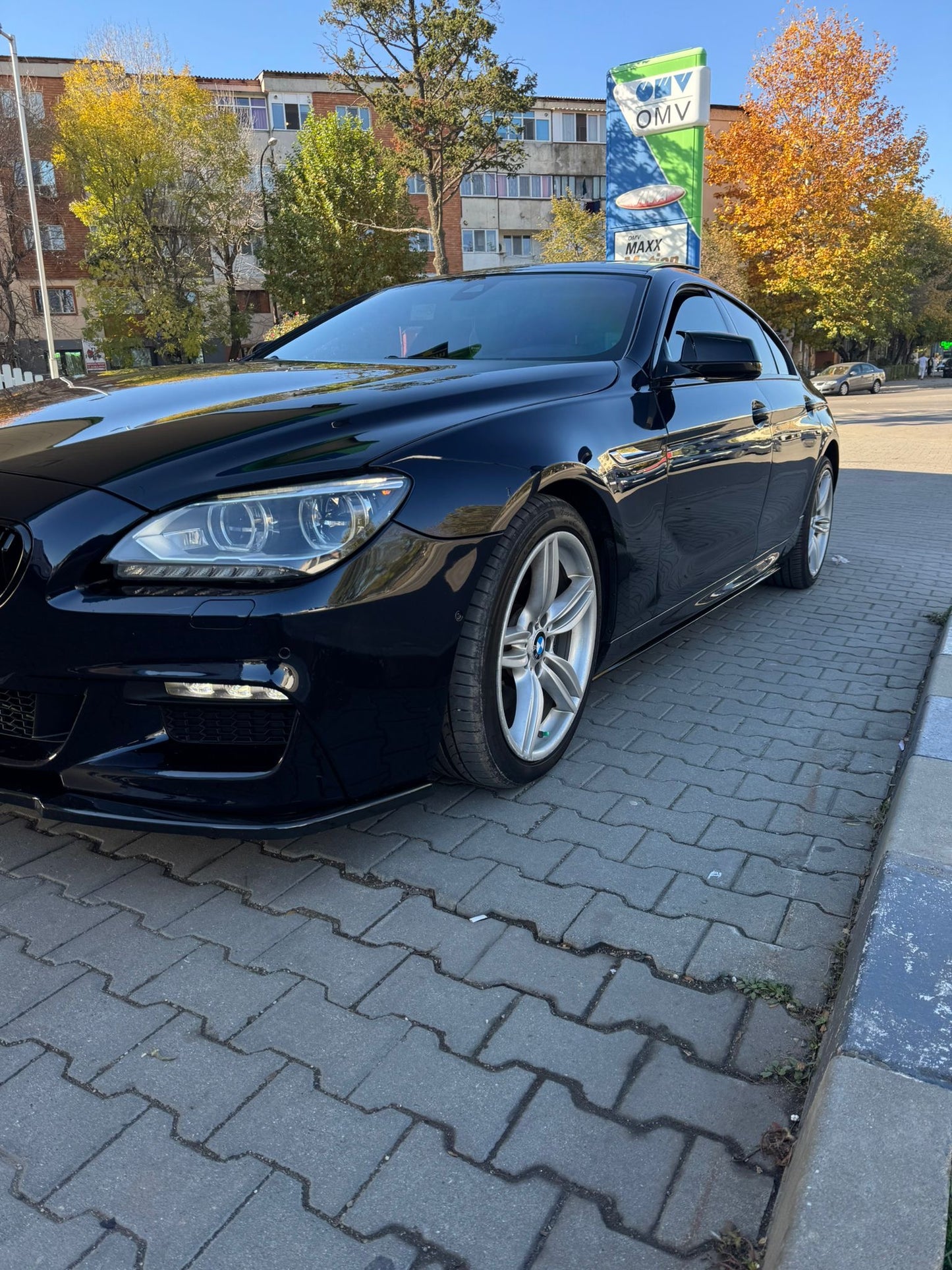 Prelungire praguri laterale compatibile cu BMW Seria 6 F06 F12 F13(2010-2017) negru lucios