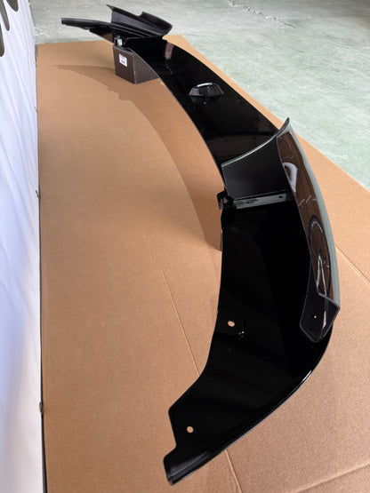 Lip prelungire bara fata M-Tech compatibil cu BMW Seria 5 F10 F11 (2011-2017) Negru Lucios