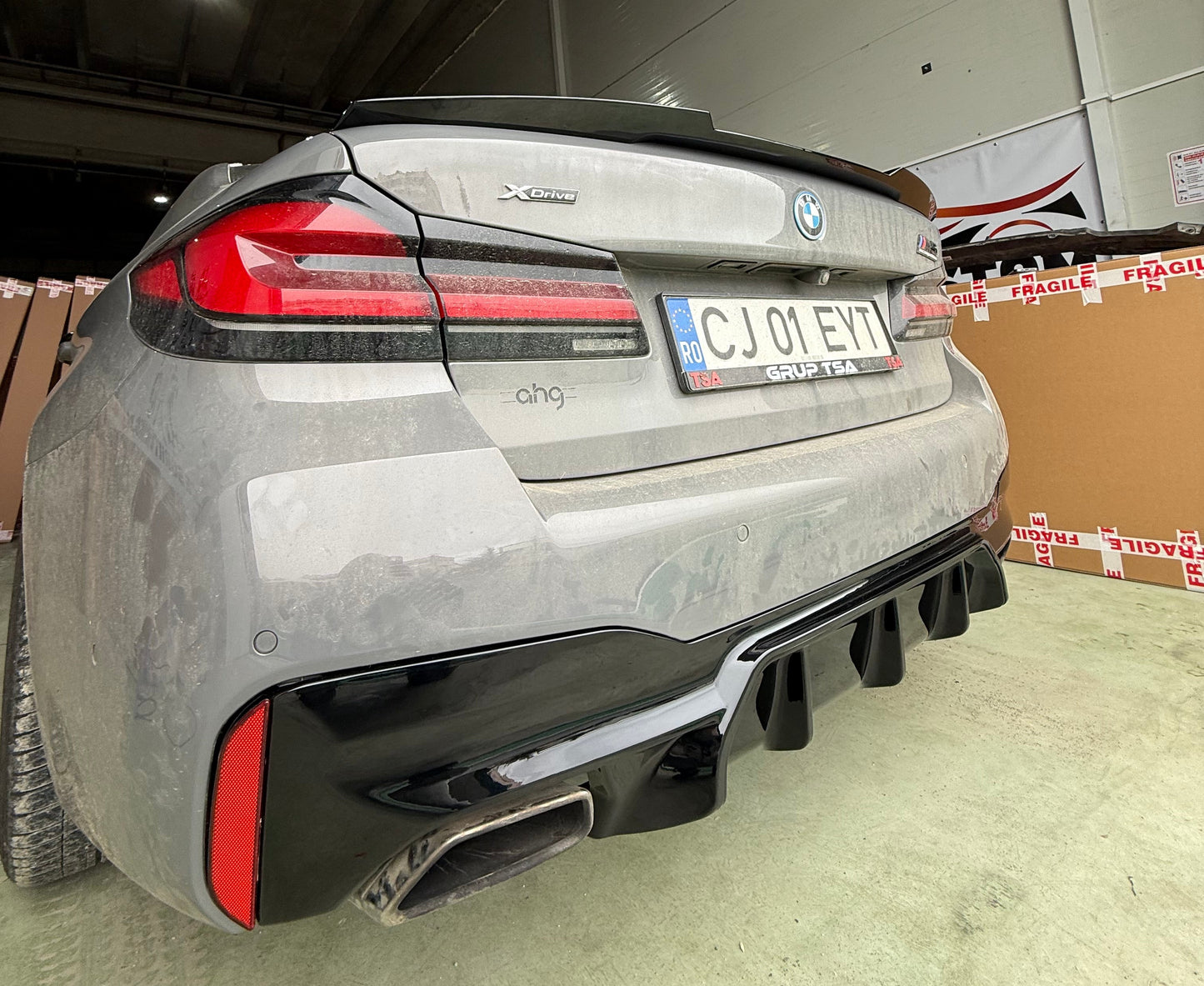 Difuzor bara spate M5 Look compatibil cu BMW seria 5 G30(2017-2022) negru lucios