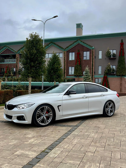 Kit Exterior compatibil cu BMW Seria 4 F36 M-Tech Design cu Praguri Laterale si Grile pentru proiectoare