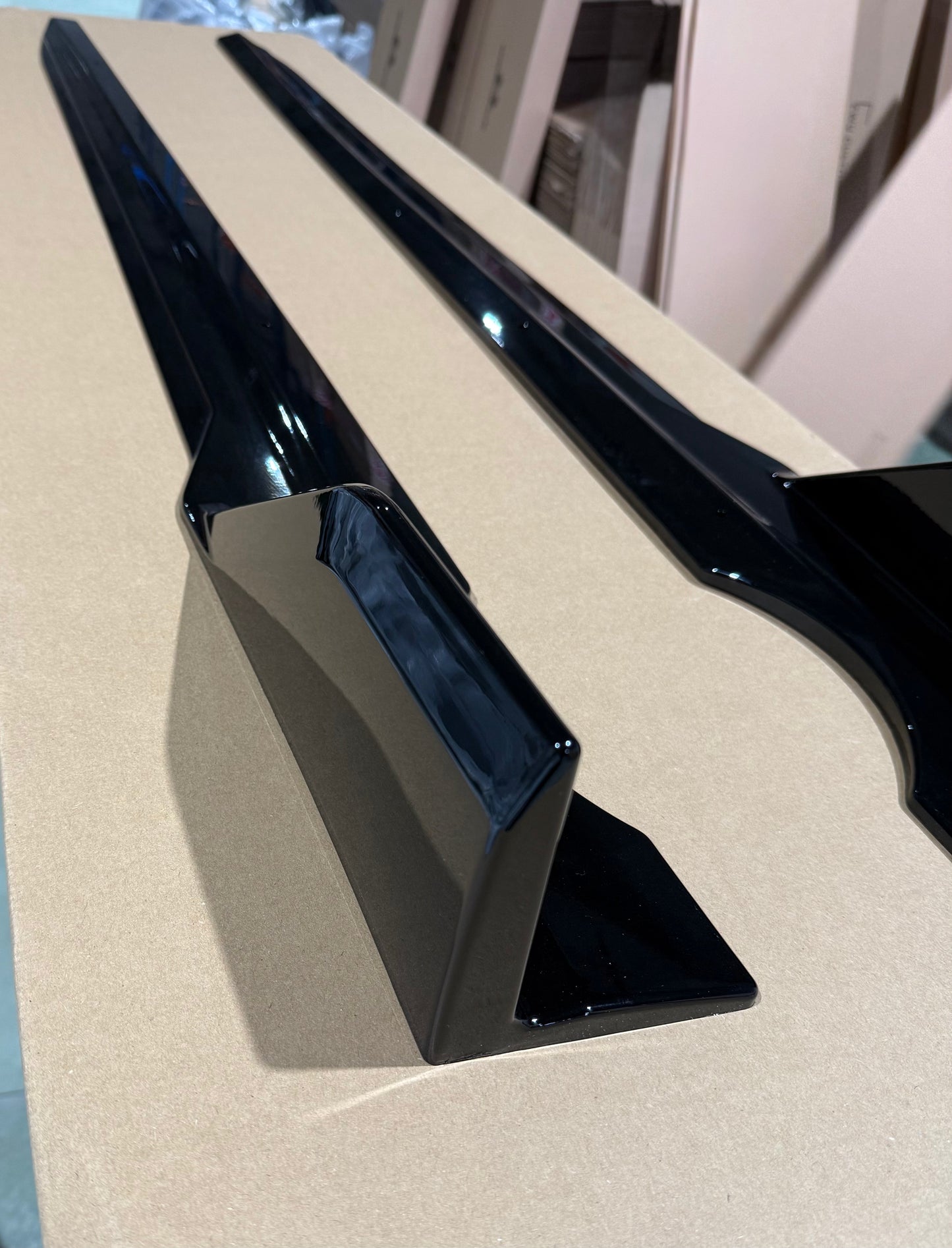 Prelungire praguri Aero compatibile cu BMW X6 G06 2019+ negru lucios