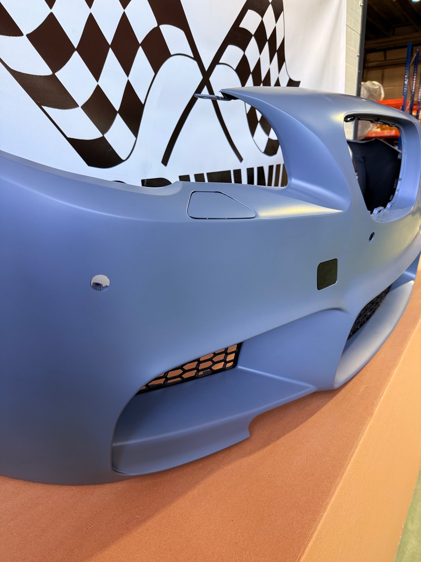 Bata fata M5 look compatibila cu BMW Seria 5 F10/F11(2010-2017)