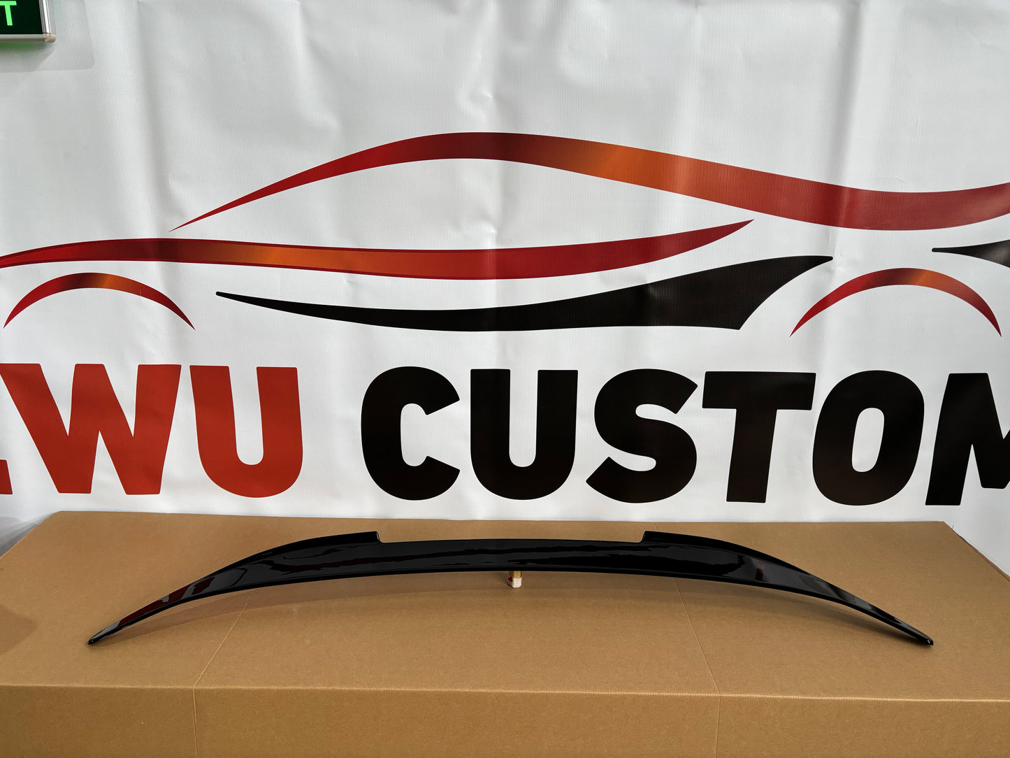 Eleron portbagaj compatibil cu BMW Seria 8 G16 F93 GranCoupe 2018+ M4 Design negru lucios