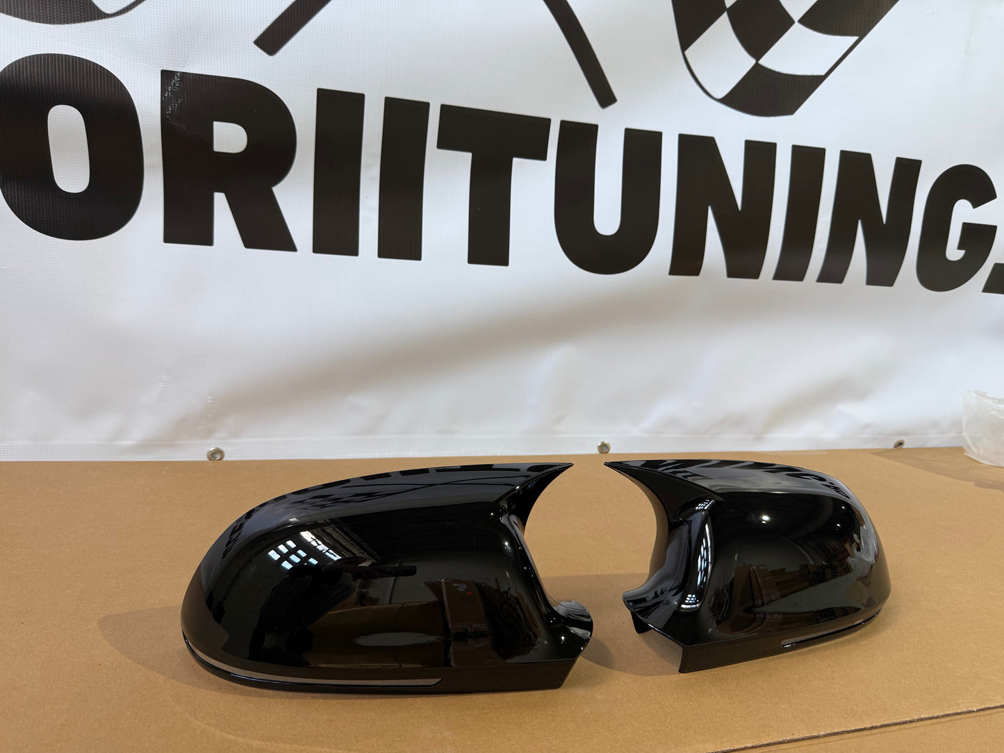 Capace oglinda Batman Style compatibile cu Audi A3 8P 2008-2012 Negru lucios