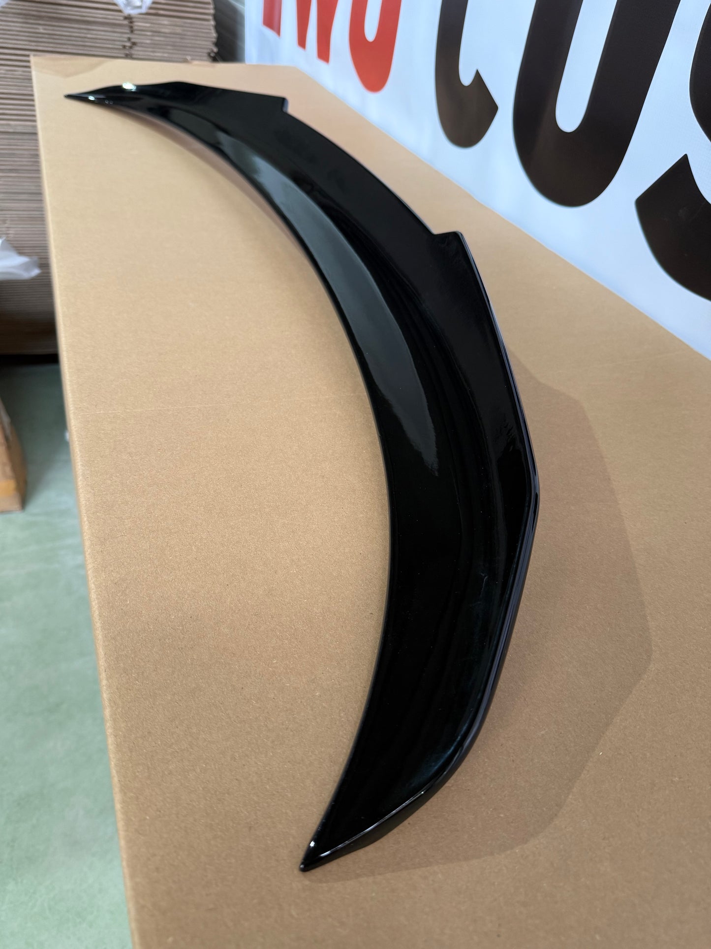 Eleron portbagaj M4 PSM compatibil cu BMW Seria 3 e90(2004-2011) negru lucios