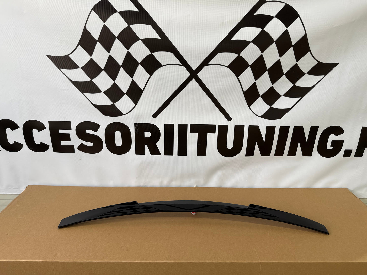 Eleron portbagaj compatibil cu Audi A4 B8 B8.5(2008-2015) M4 Look Design negru lucios