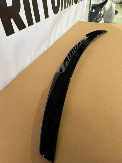 Eleron portbagaj compatibil cu Audi A4 B8 B8.5(2008-2015) M4 Look Design negru lucios