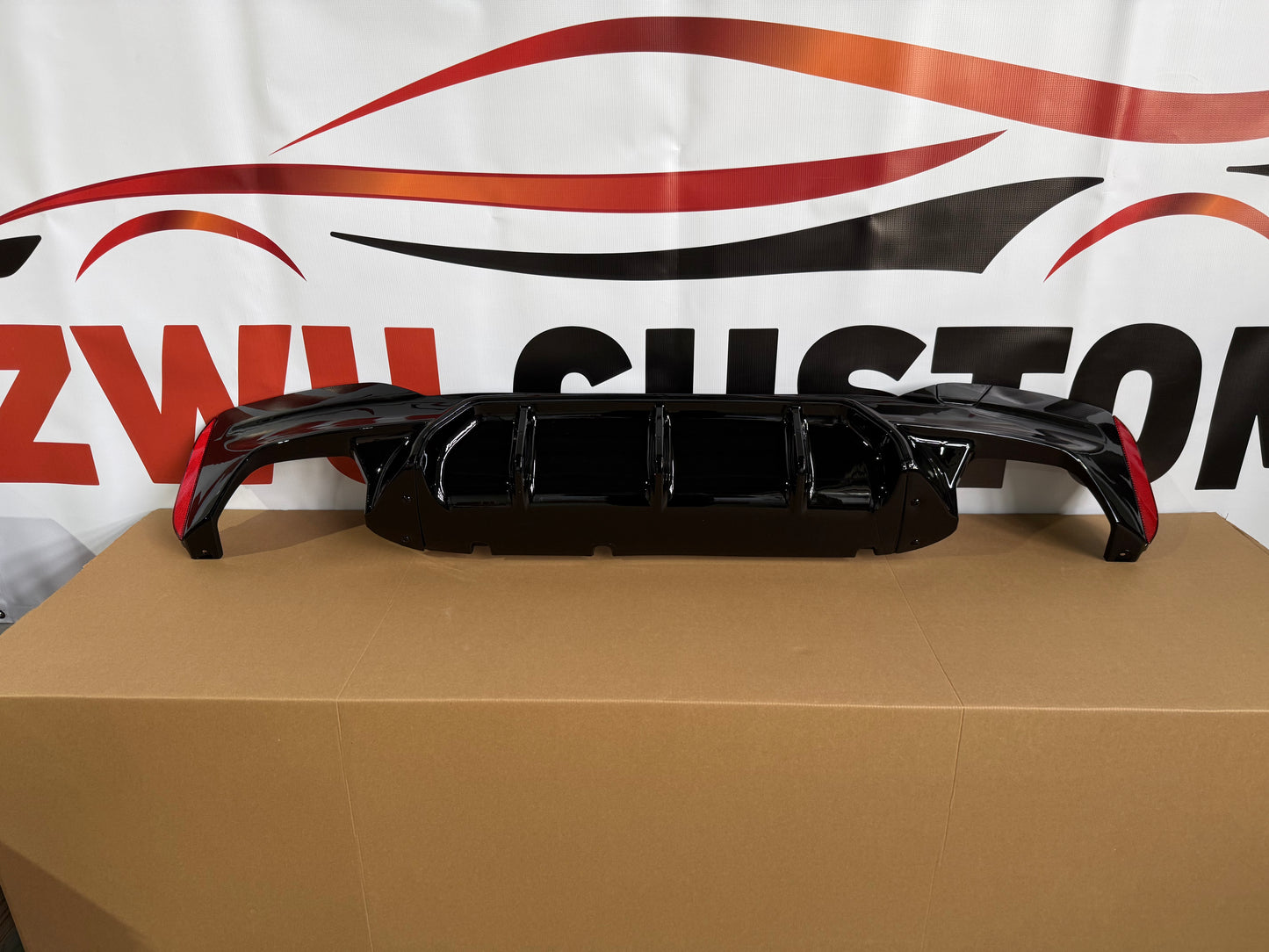 Difuzor bara spate M5 Look compatibil cu BMW seria 5 G30(2017-2022) negru lucios