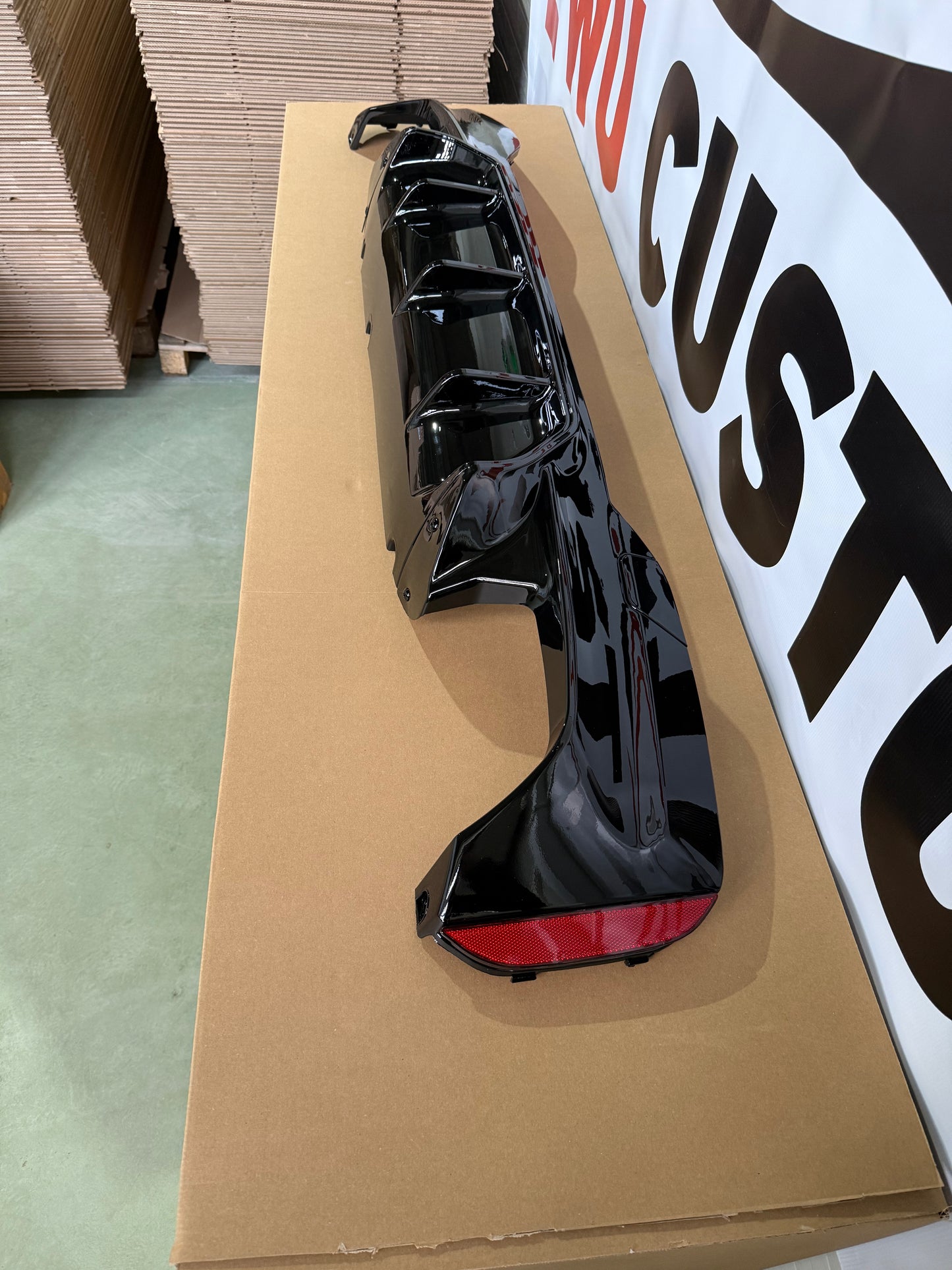Difuzor bara spate M5 Look compatibil cu BMW seria 5 G30(2017-2022) negru lucios