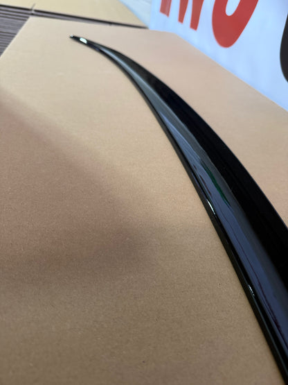 Eleron portbagaj M5 style compatibil cu BMW seria 5 F10(2010-2017) negru lucios