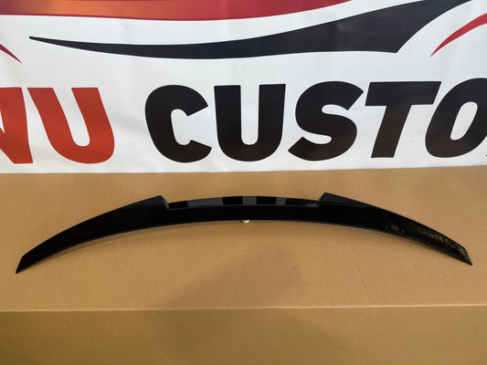 Eleron portbagaj M4 CSL compatibil cu BMW seria 4 F36(2014-2020) negru lucios