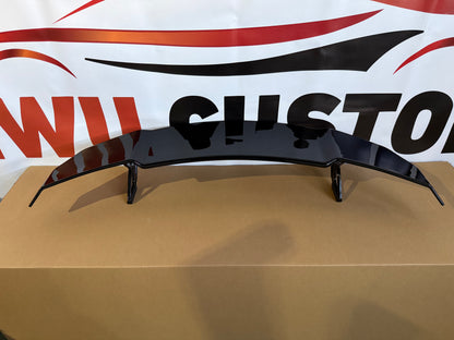 Eleron portbagaj compatibil cu BMW M3/M4 F80/F82 GTS style  negru lucios