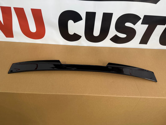 Eleron luneta M4 Style compatibil cu BMW Seria 4 F36 GranCoupe(2014-2020) negru lucios