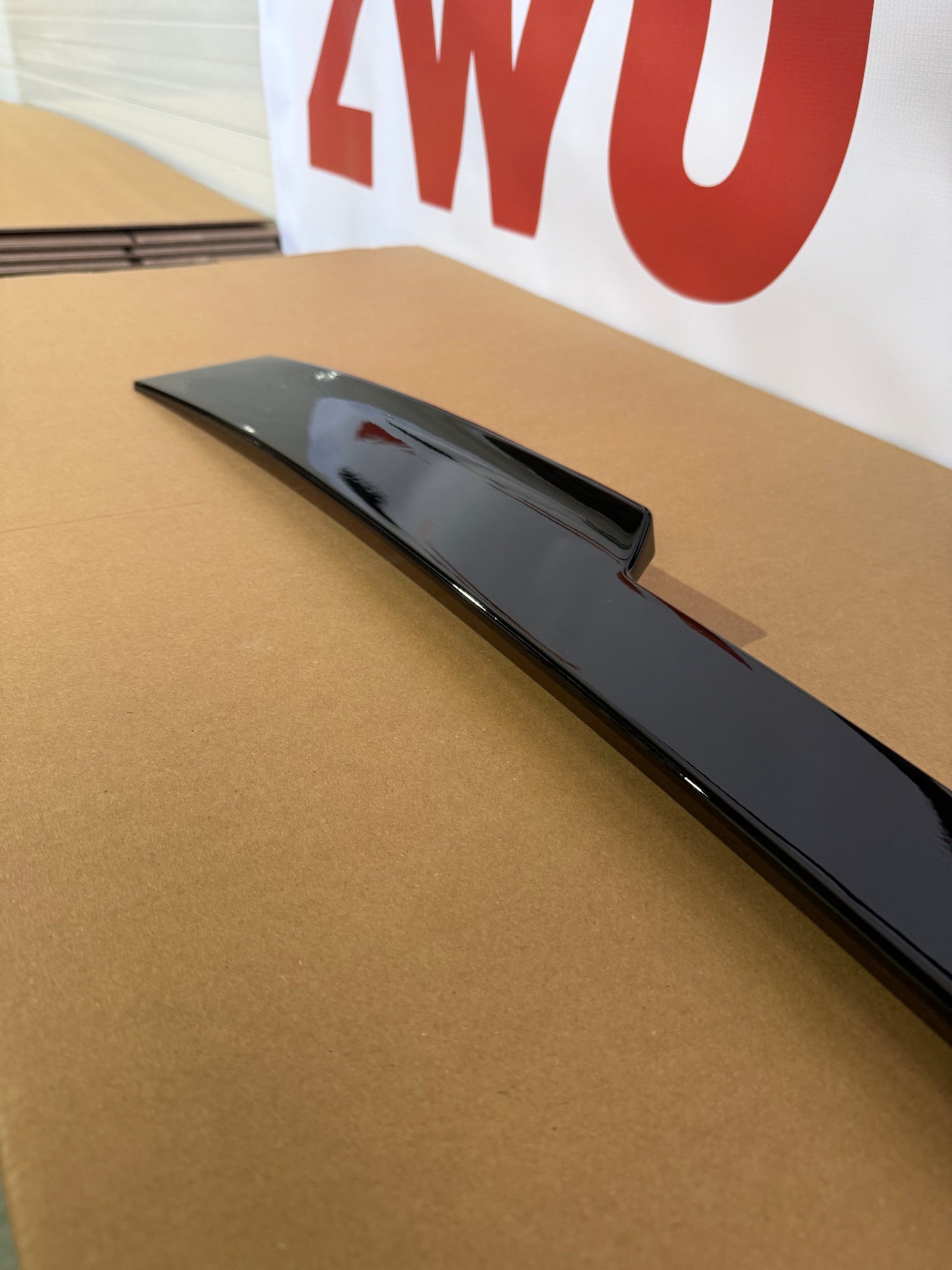 Eleron luneta M4 Style compatibil cu BMW Seria 4 F36 GranCoupe(2014-2020) negru lucios