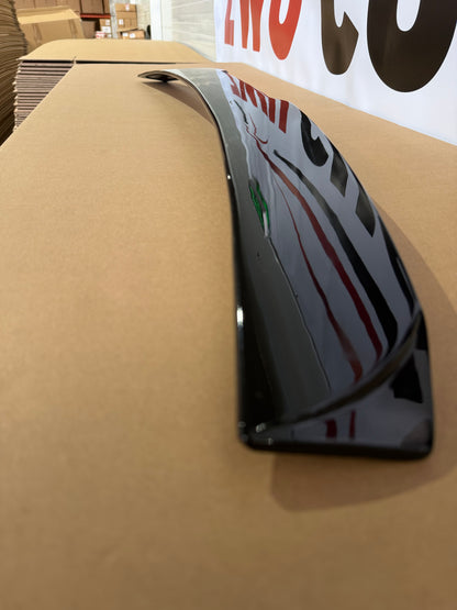 Eleron luneta compatibil cu BMW seria 5 e60 sedan(2003-2010) ACS Design negru lucios
