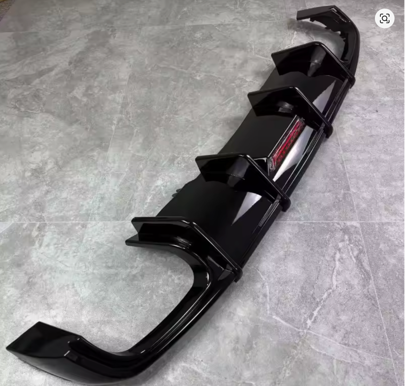 Difuzor bara spate S4 style cu bec compatibil cu Audi A4 B9 2016-2019 negru lucios
