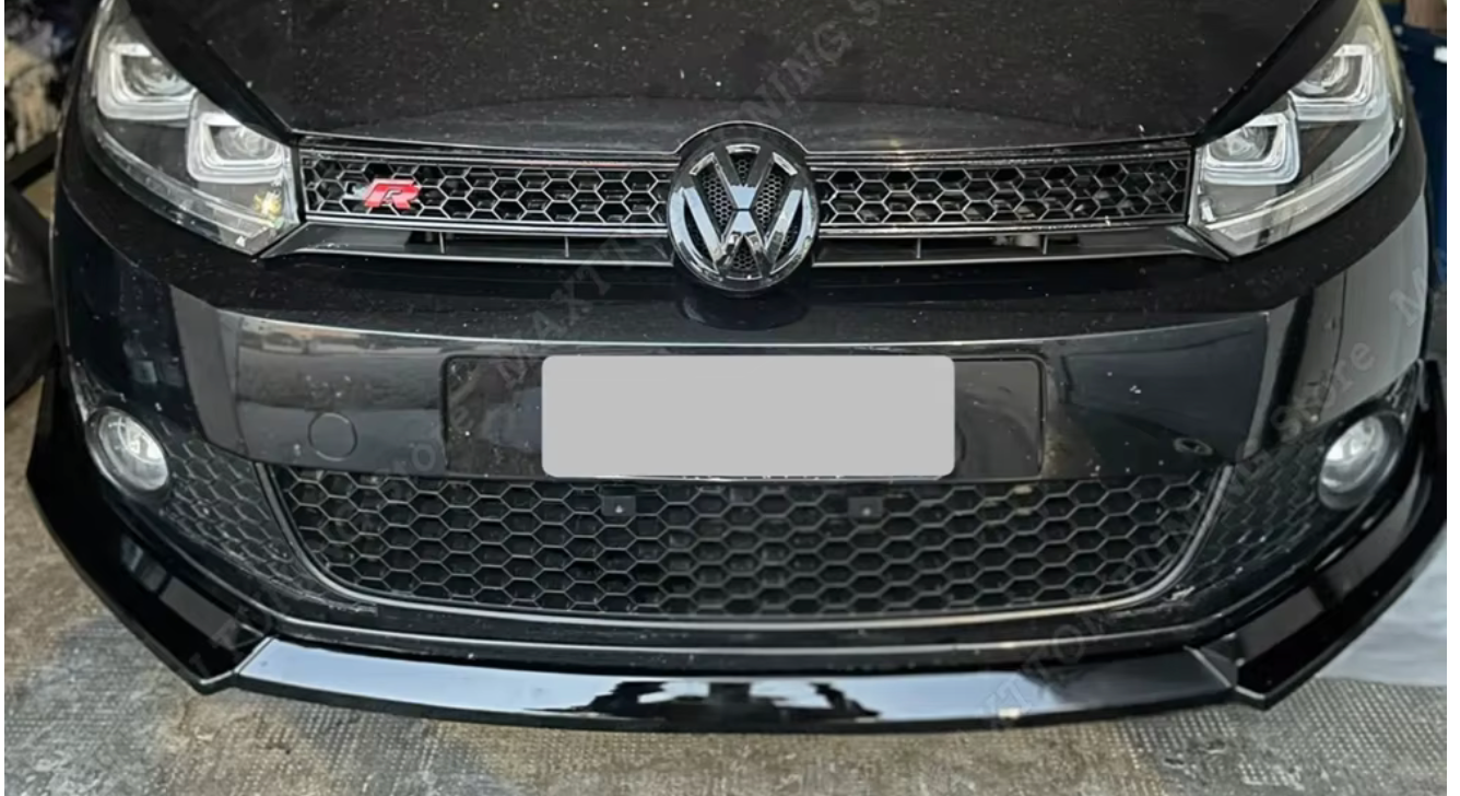 Lip prelungire bara fata compatibil cu VW Golf 6 2008-2013 echipat cu bara standard negru lucios