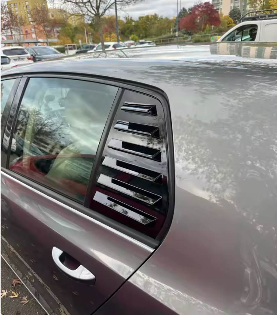 Ornamente Aero pentru geamuri spate compatibile cu VW Golf 6(2008-2013) negru lucios
