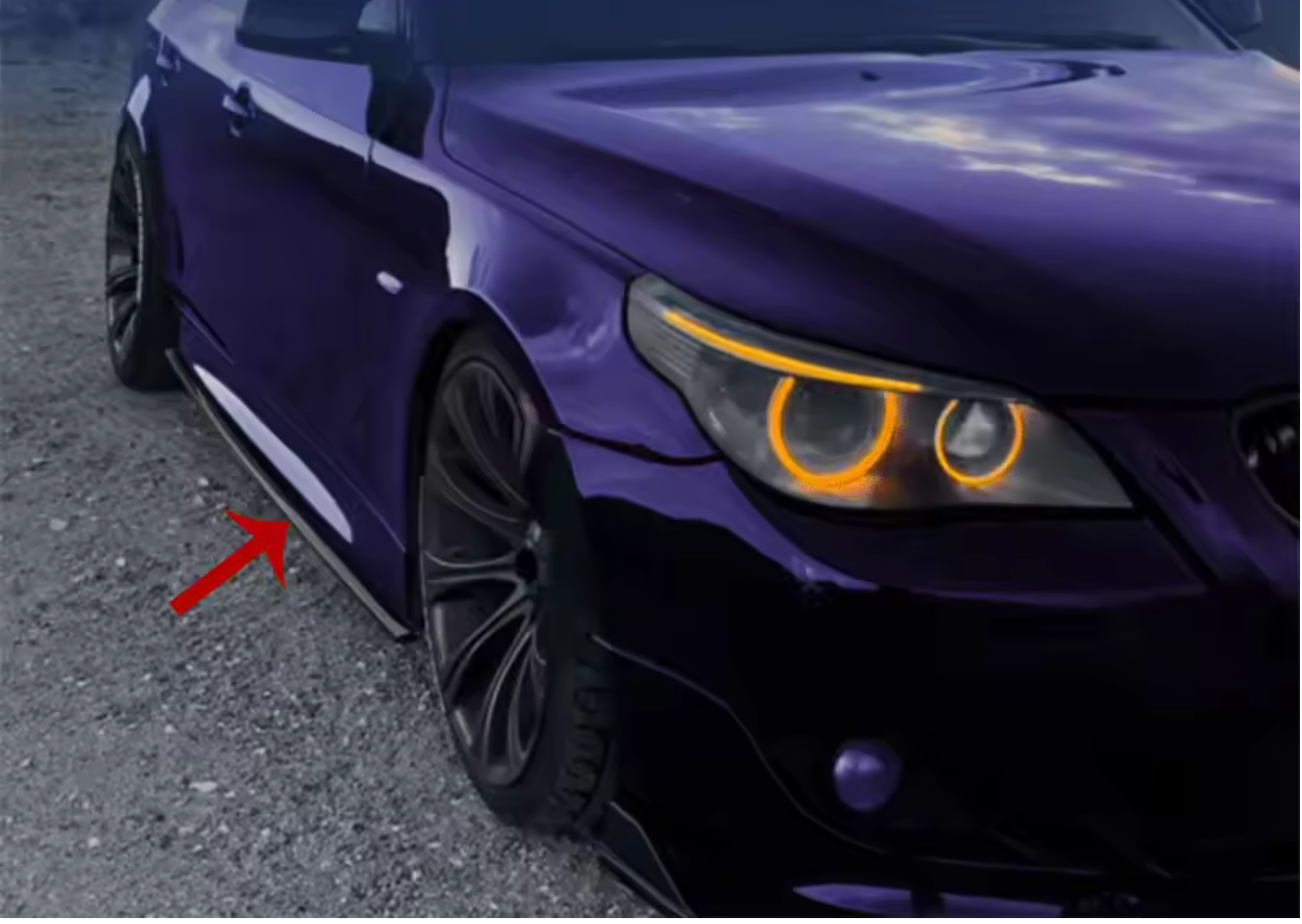 Prelungire praguri M-Performance compatibil BMW seria 5 E60 E61 (2003-2010) negru lucios