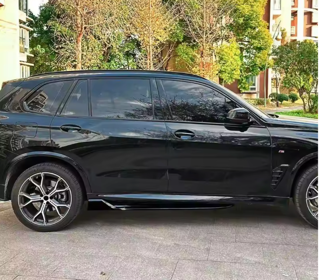 Prelungire praguri Aero compatibile cu BMW X5 G05 2019+ negru lucios