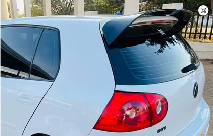 Eleron haion GTI Look compatibil cu VW Golf 5 (2003-2008) negru lucios