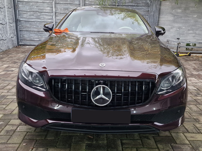 Grila Centrala GT-R Panamericana Design compatibil cu MERCEDES Benz E-Class W213 S213 C238 2016-2019 Negru lucios