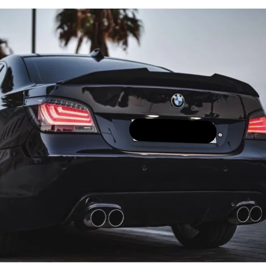 Eleron portbagaj M4 PSM compatibil cu BMW seria 5 E60 sedan(2003-2010) negru lucios