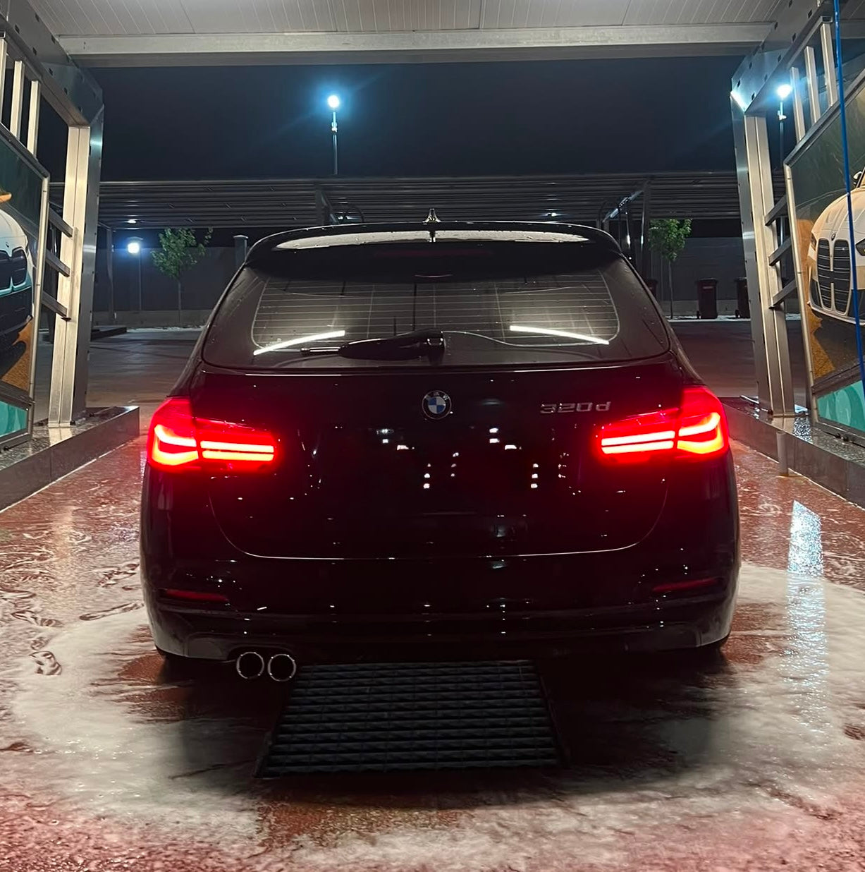 Eleron luneta compatibil cu BMW seria 3 F31 combi(2012-2018) negru lucios