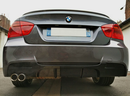 Difuzor bara spate model M-Perf style compatibil cu BMW seria 3 e90(2005-2012) negru lucios