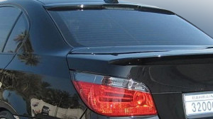 Eleron luneta compatibil cu BMW seria 5 e60 sedan(2003-2010) ACS Design negru lucios