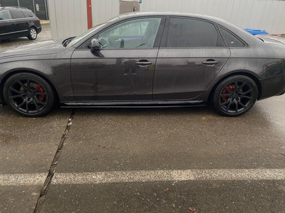 Prelungire praguri laterale compatibil Audi A4 B8 B8.5 negru lucios