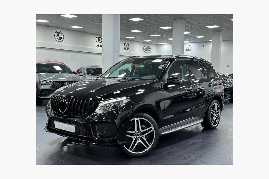 Grila Centrala compatibil cu MERCEDES Benz GLE Coupe C292 ML W166(2015-2018) GT-R Look Design Negru Lucios